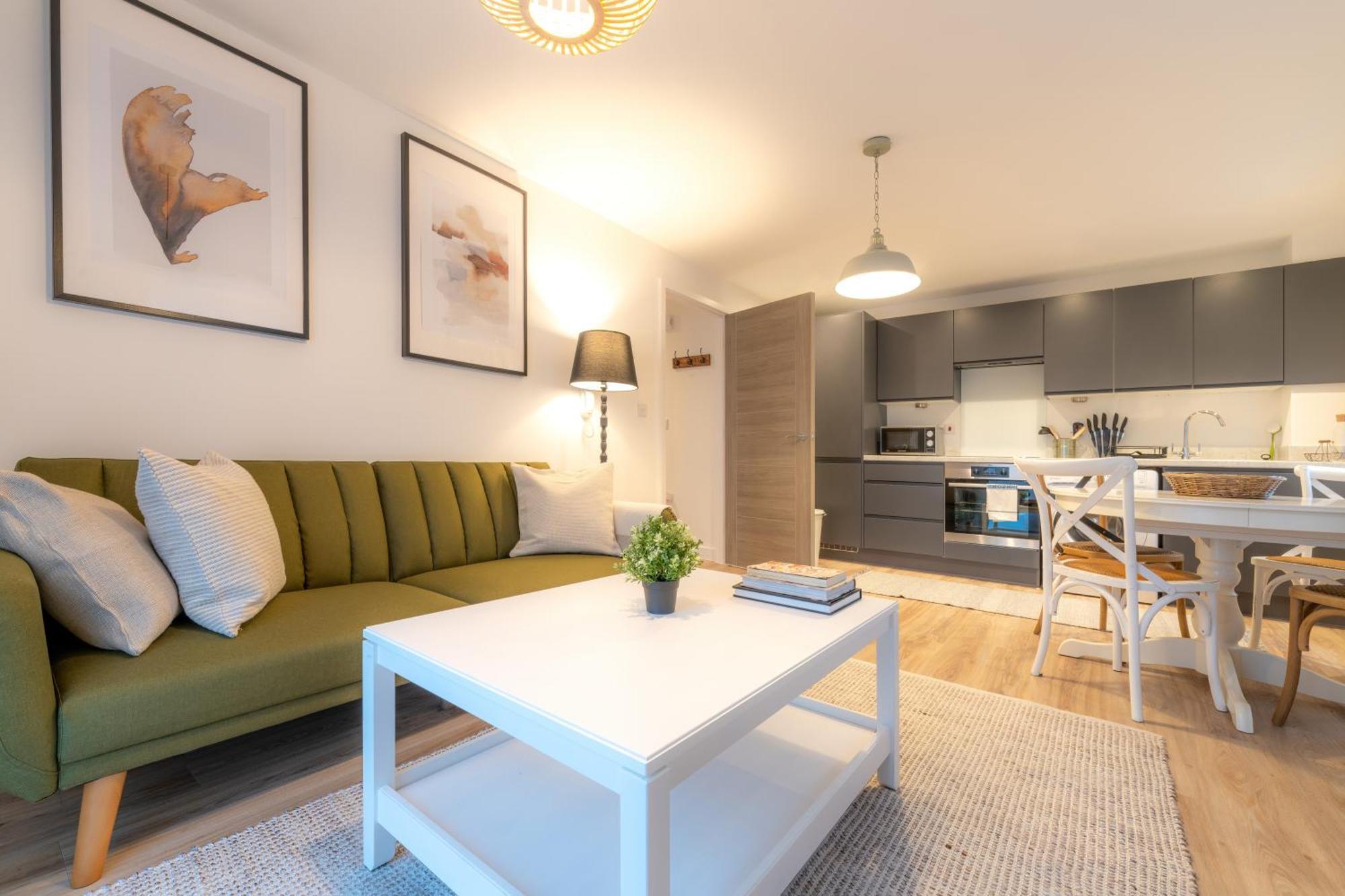 Tranquil Retreats In The Scenic Cotswolds Apartment Stroud  Bagian luar foto